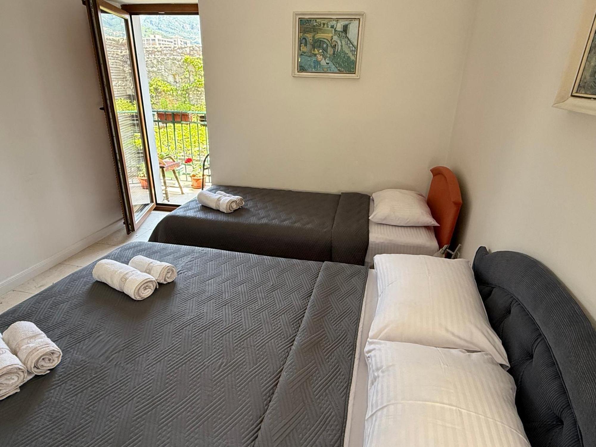 Apartments Aleksic Old Town Budva Bagian luar foto