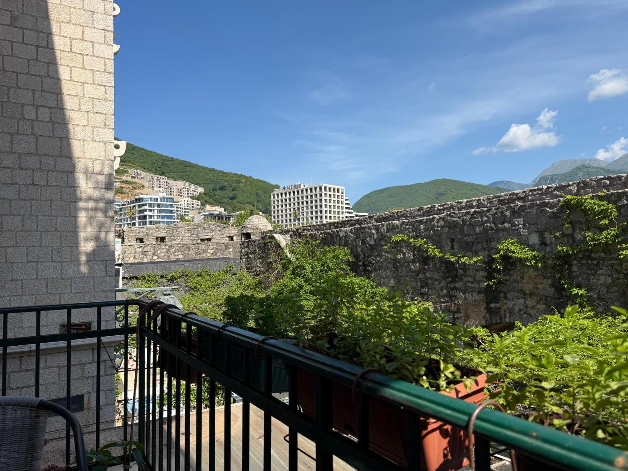 Apartments Aleksic Old Town Budva Bagian luar foto