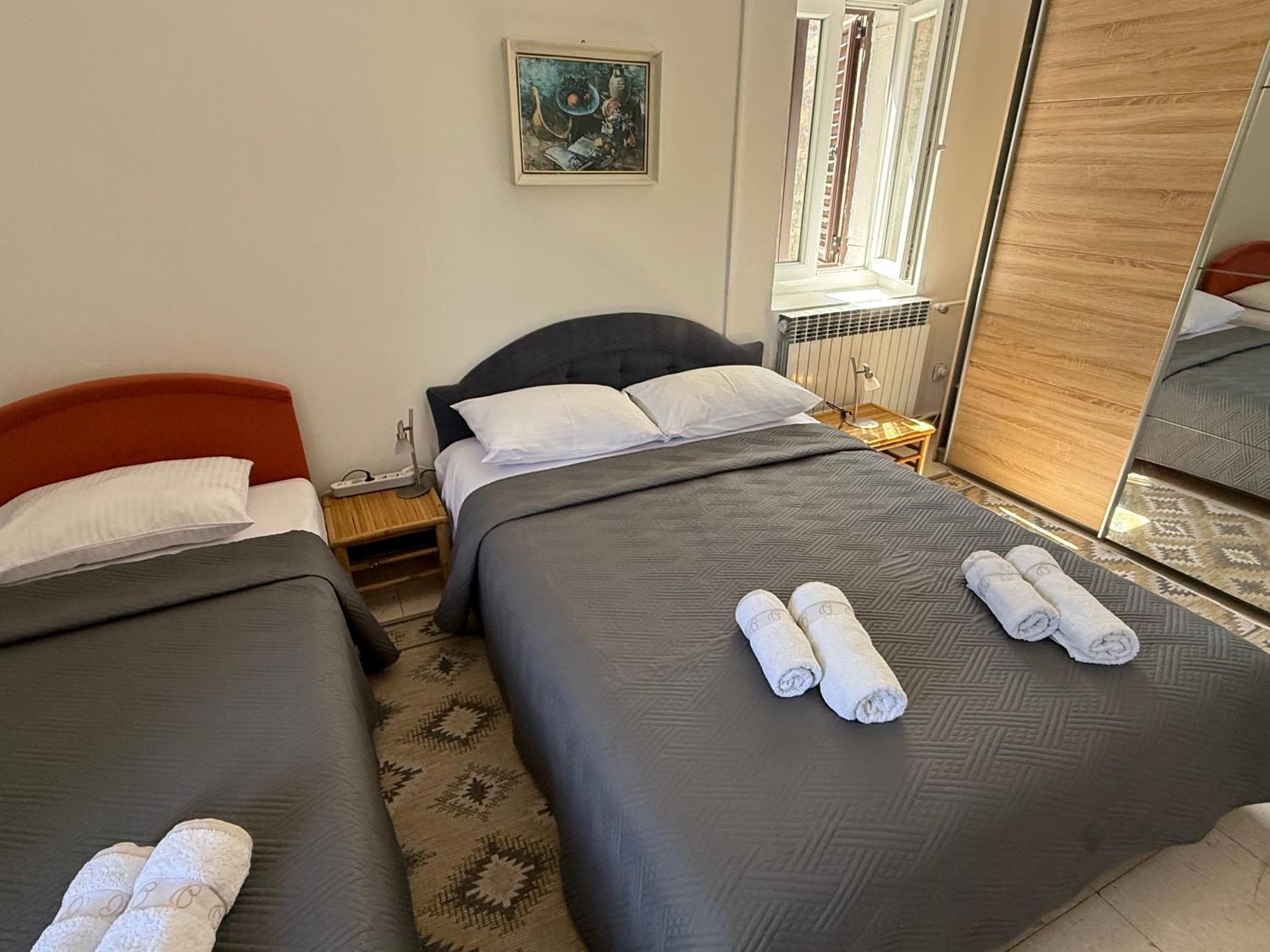 Apartments Aleksic Old Town Budva Bagian luar foto